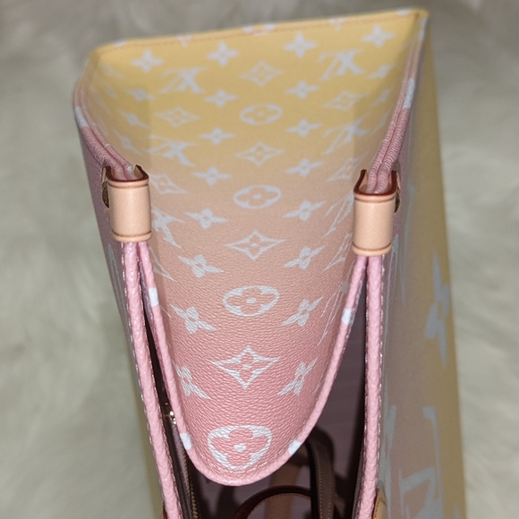 SOLD OUT🎉 Louis Vuitton OTG GM Pink/Yellow New in Box w/ QR Code and reciept - Picture 8 of 16